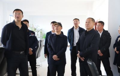 国度统计局黑龙江调查总队一行莅临Z6尊龙官方网站参观调研